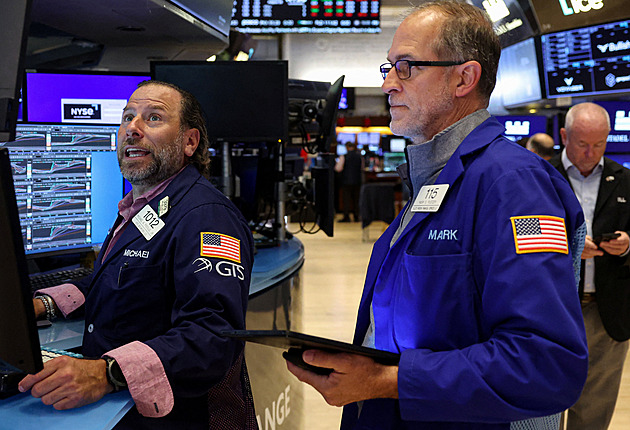 Americké akcie jsou stále dražší. Stojí víc než v době internetové bubliny