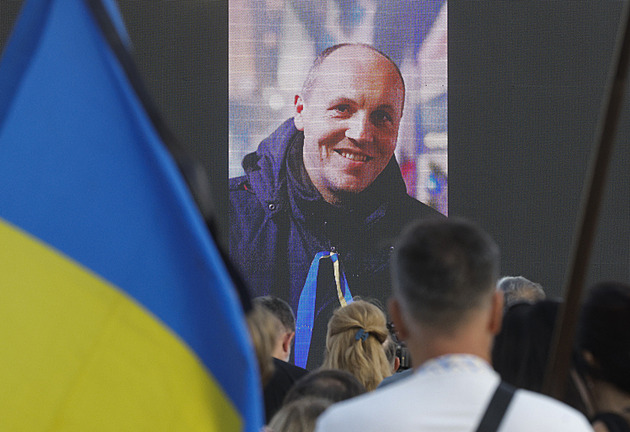 Vrah exšéfa ukrajinského parlamentu se přiznal. Chce se nechat vyměnit do Ruska