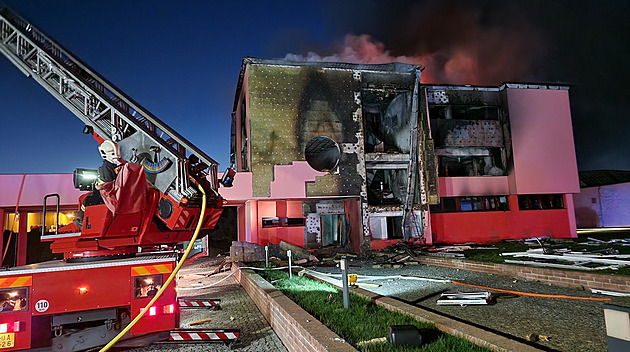 Požár luxusní vily byl pojistný podvod. A důmyslně naplánovaný, míní obžaloba