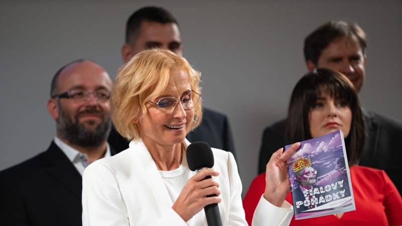PROFIL Kateřiny Konečné: Z nejmladší poslankyně šéfkou KSČM. Dráždí výroky o Putinovi