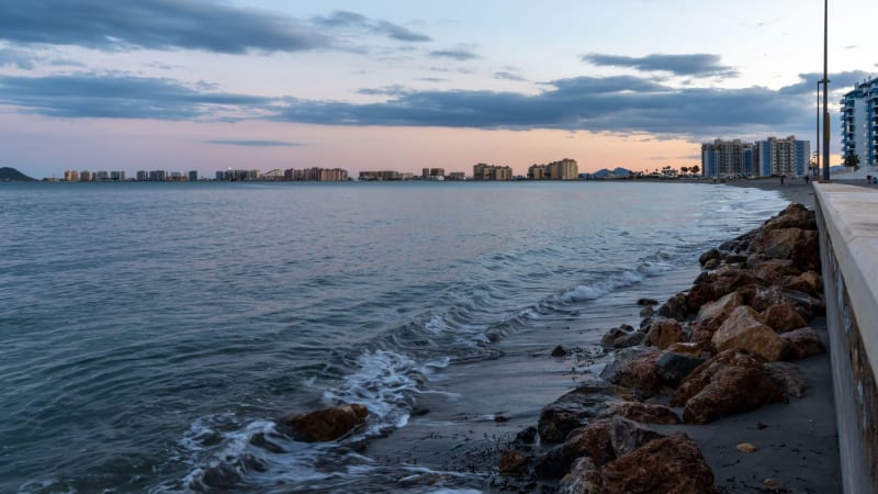 Změna klimatu? Hladiny oceánů nestoupají tak rychle. Z postupu kolegů jsem v šoku, říká vědec