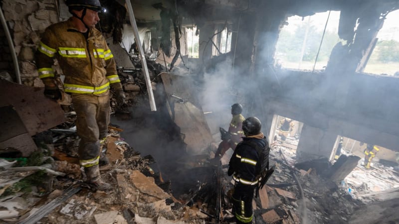 Ruská puma zasáhla ukrajinské civilisty při vyplácení důchodů: 21 mrtvých