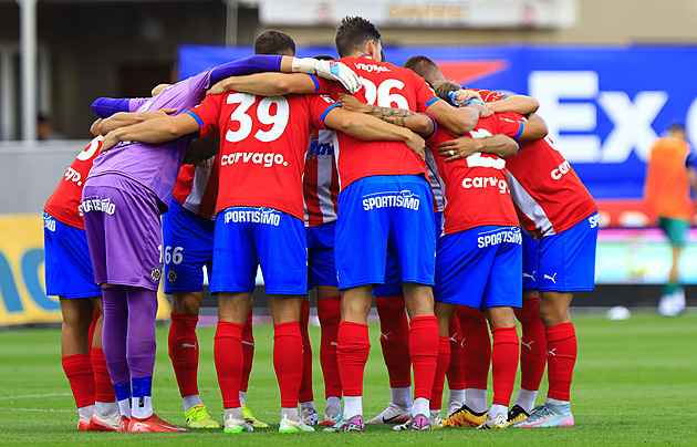 Postrach domácích týmů. Zbrojovka suverénně vyhrála na Žižkově