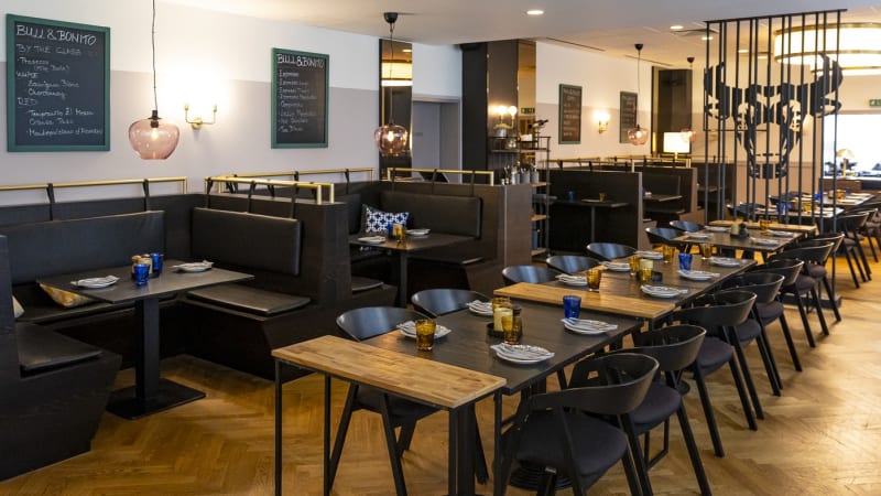 Jeden z nejluxusnějších pražských hotelů mění majitele. Diplomat kupuje PPF, cena jde do miliard