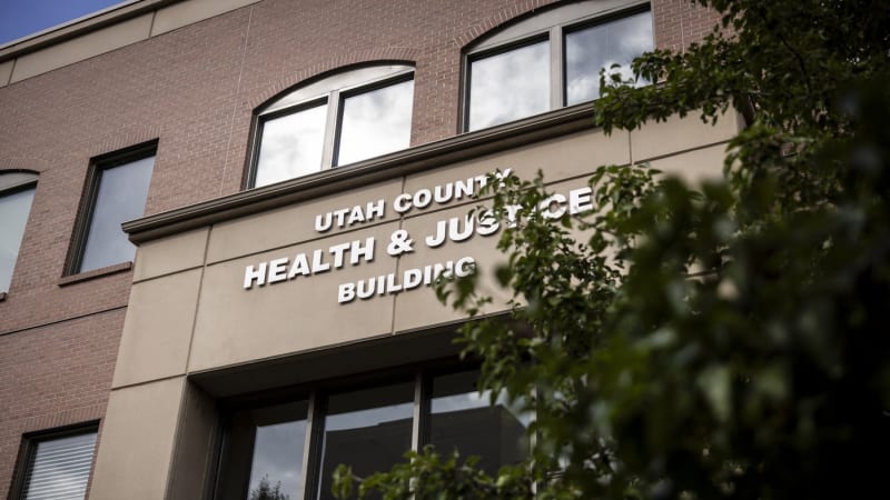 Podezřelý z atentátu na Kirka byl obžalován z obzvláště kruté vraždy. Hrozí mu trest smrti