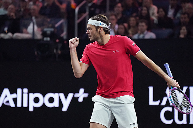 Fritz přehrál Alcaraze, vyhrál i De Minaur. Výběr světa v Laver Cupu otočil skóre