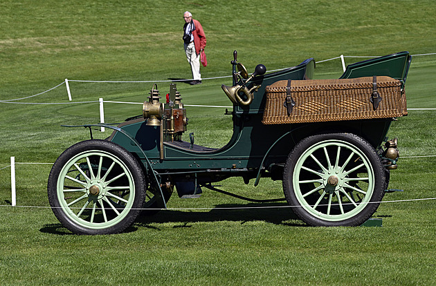 Nejstarší české auto s espézetkou vyrazí na závod do kopce. Je mu 123 let