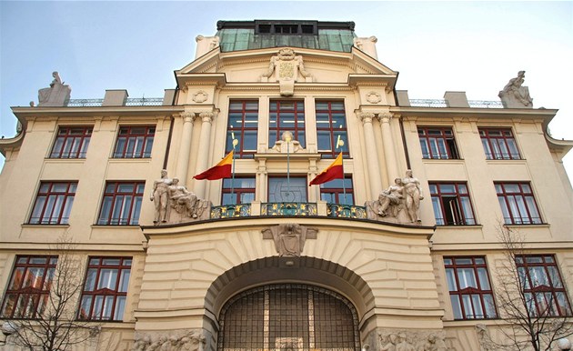 Do Sněmovny odchází význační komunální politici, ovlivní to boj o magistrát