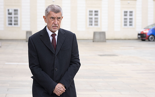 O složení vlády rozhodneme za měsíc, řekl Babiš a vyslal vzkaz Motoristům