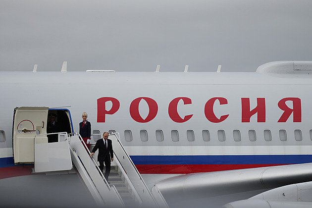 „Ať proleze Družbou.“ Jak se Putin dostane do Maďarska? Možných tras moc není