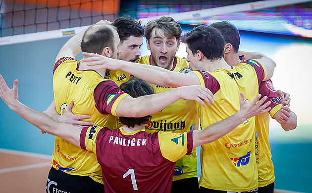 Volejbalisté Jihostroje jsou nadále stoprocentní, ve 4. kole porazili Zlín