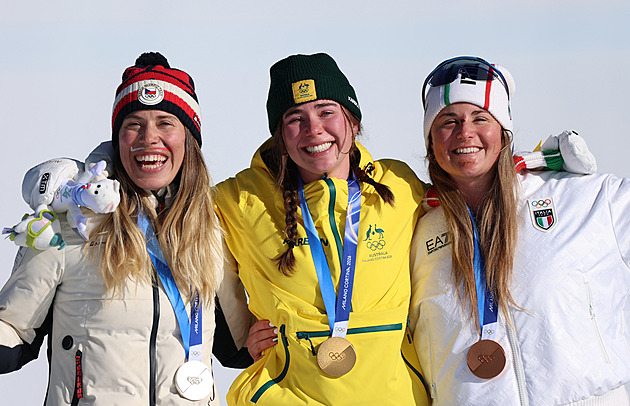 Eva Adamczyková na ZOH 2026: kdy jede týmový závod ve snowboardcrossu