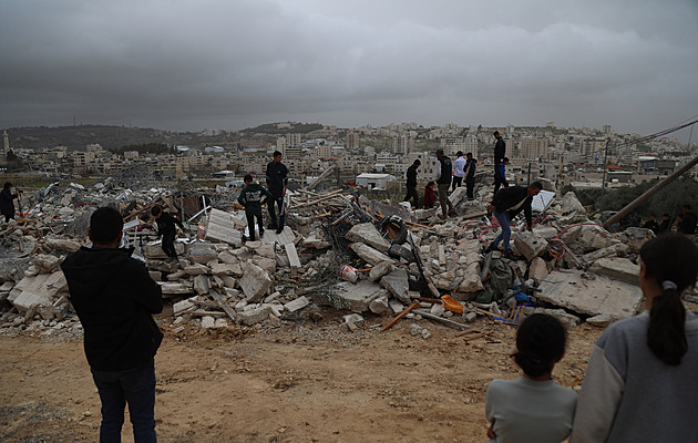 Izrael maže hranice. Zakousl se do Západního břehu, Palestinci mají zmizet