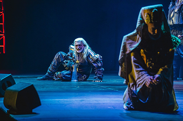 GLOSA: Tak nám muzikál Dracula už zase vstal z mrtvých. Obstál by i dnes?