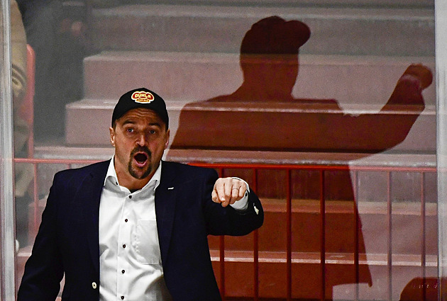 Jihlavský kouč Ujčík: Fanoušci nás už vidí v baráži, každé vítězství si musíme zasloužit