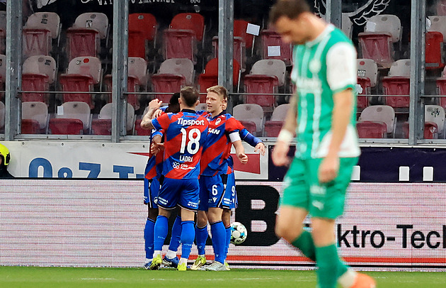 ONLINE: Plzeň - Bohemians 2:0, Frühwald zavinil penaltu a šel ven, zvyšuje Krčík