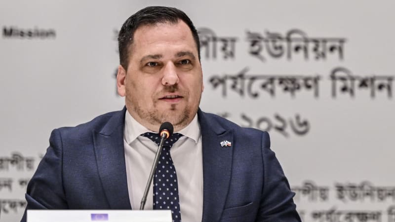 Grolich nás může dostat k 15 procentům, řekl Zdechovský. Další členy KDU-ČSL tvrdě kritizoval