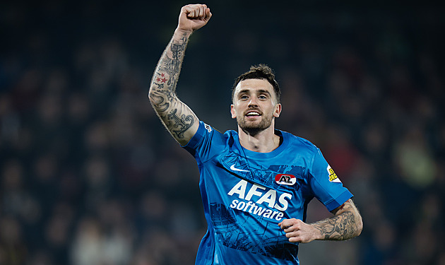 Zastavte Parrotta! Ale jak? Češi o irském střelci: Komplexní hráč, nesmí převzít míč