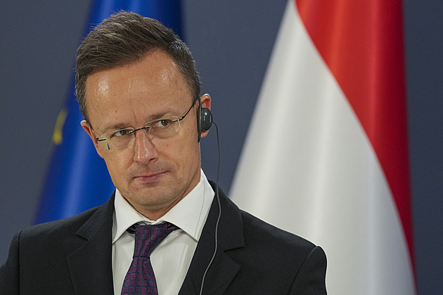 Mám velkou prosbu, volby musí vyhrát Fico, žádal Lavrova před lety Szijjártó