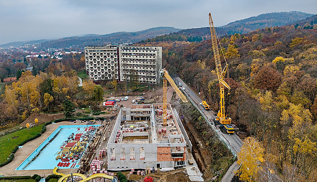 Nejen nová plavecká hala. Litvínov za desítky milionů opraví i letní koupaliště