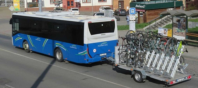 V Plzeňském kraji vyjely cyklobusy, nově míří z Tachova do Bavorska