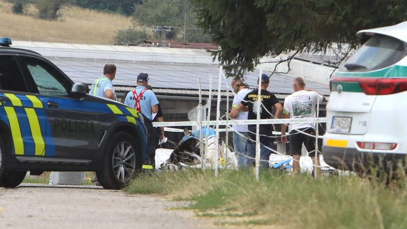 Pád letadla u Očové: Odpočívejte spolu se synem, vzpomíná kamarád na tragicky zemřelého Filipa