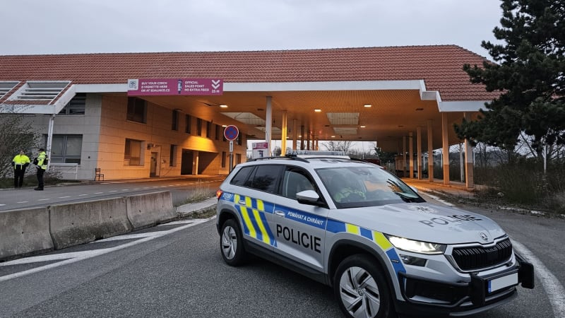 Hraniční přechody se Slovenskem ožijí. Policisté chystají kontroly, cvičení potrvá 24 hodin