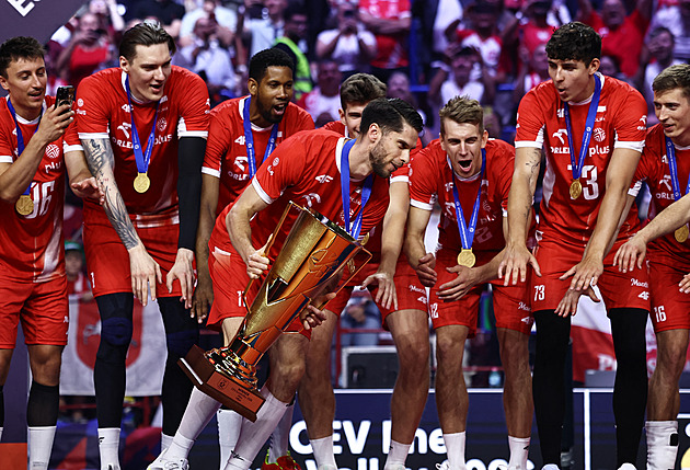 Co je náš národní sport? Poláci opět chválí volejbalisty, pod palbou je fotbal