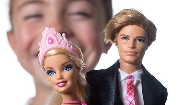 Barbie na prodej za 6 miliard dolarů. O výrobce Mattel má zájem obří konglomerát