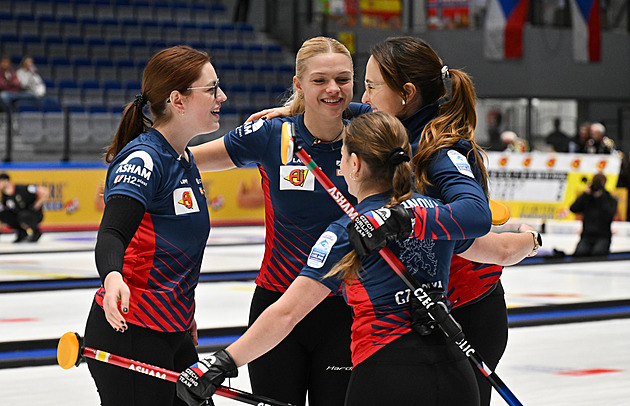 Curlerky na ME v Ostravě poprvé vyhrály, díky skvělému úvodu porazily Němky